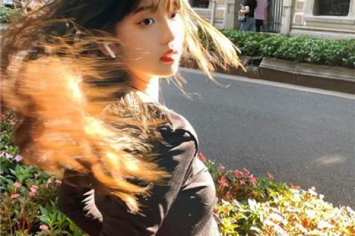 和前男友相爱18年没结婚如今48岁被对方撕上热搜人设崩塌后竟引全网心疼···